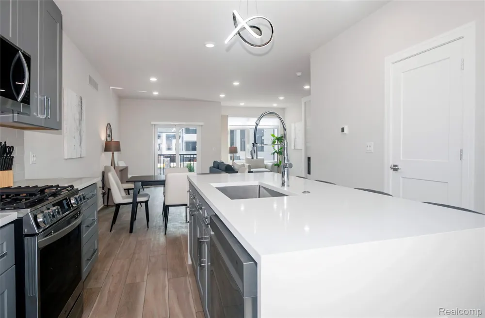 212 Innovation Drive Dearborn City, MI 48126
