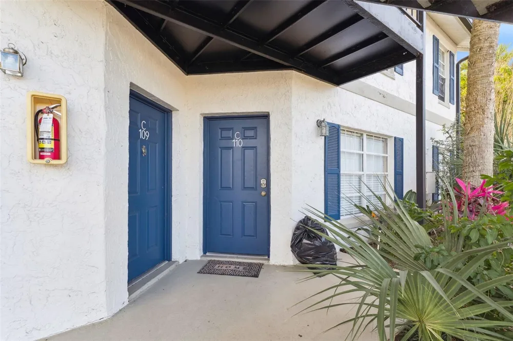 3651 GOLDENROD ROAD #110 Winter Park, FL 32792