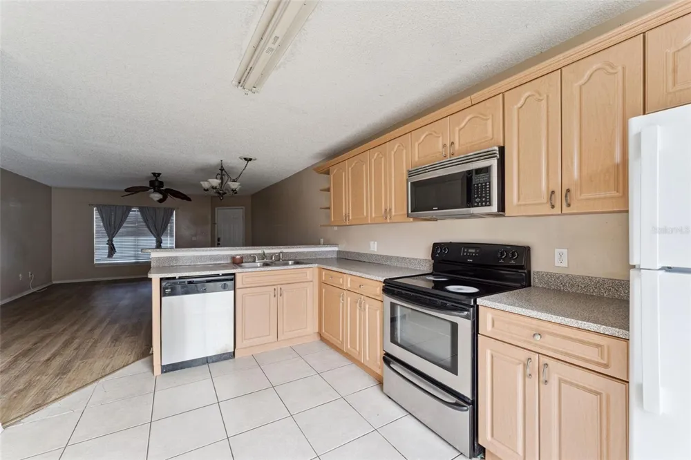 3651 GOLDENROD ROAD #110 Winter Park, FL 32792
