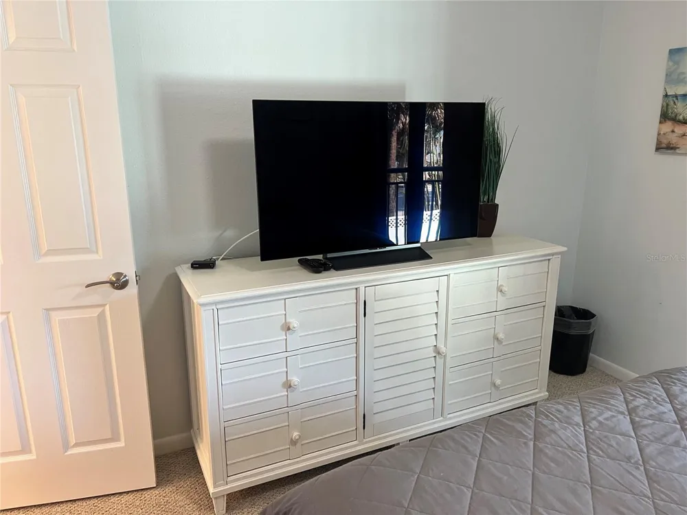 1001 POINT OF ROCKS ROAD #212 Sarasota, FL 34242