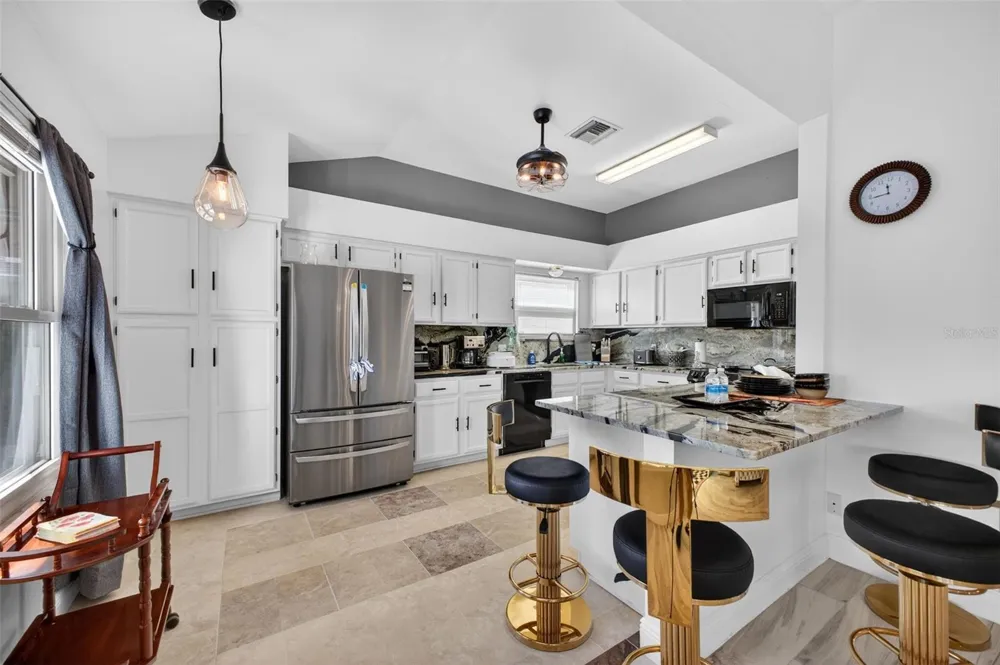 411 DEL MAR DRIVE Lady Lake, FL 32159