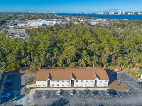 426 BANANA CAY DRIVE #I