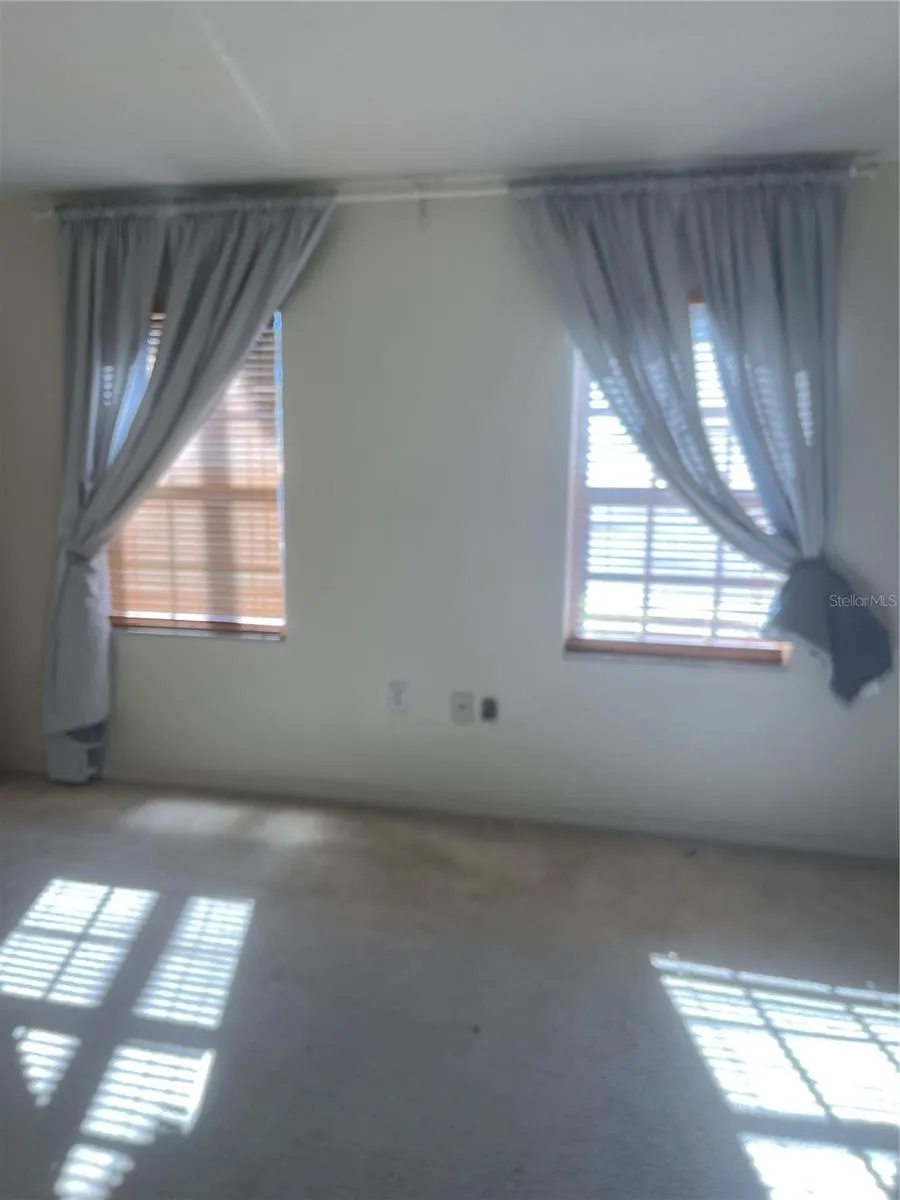 689 LAKE HOWARD DRIVE NW #1E Winter Haven, FL 33880