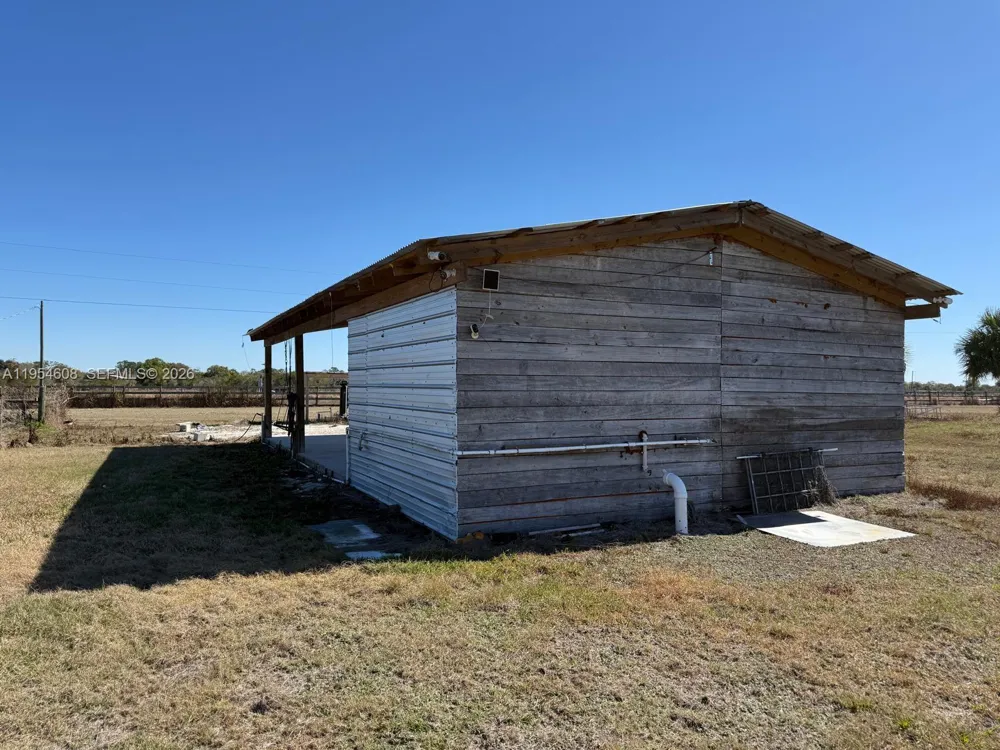 286 LOTT GRADE Other City - Not In The State Of Florida, FL 33960