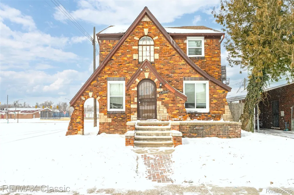 16127 Birwood Street