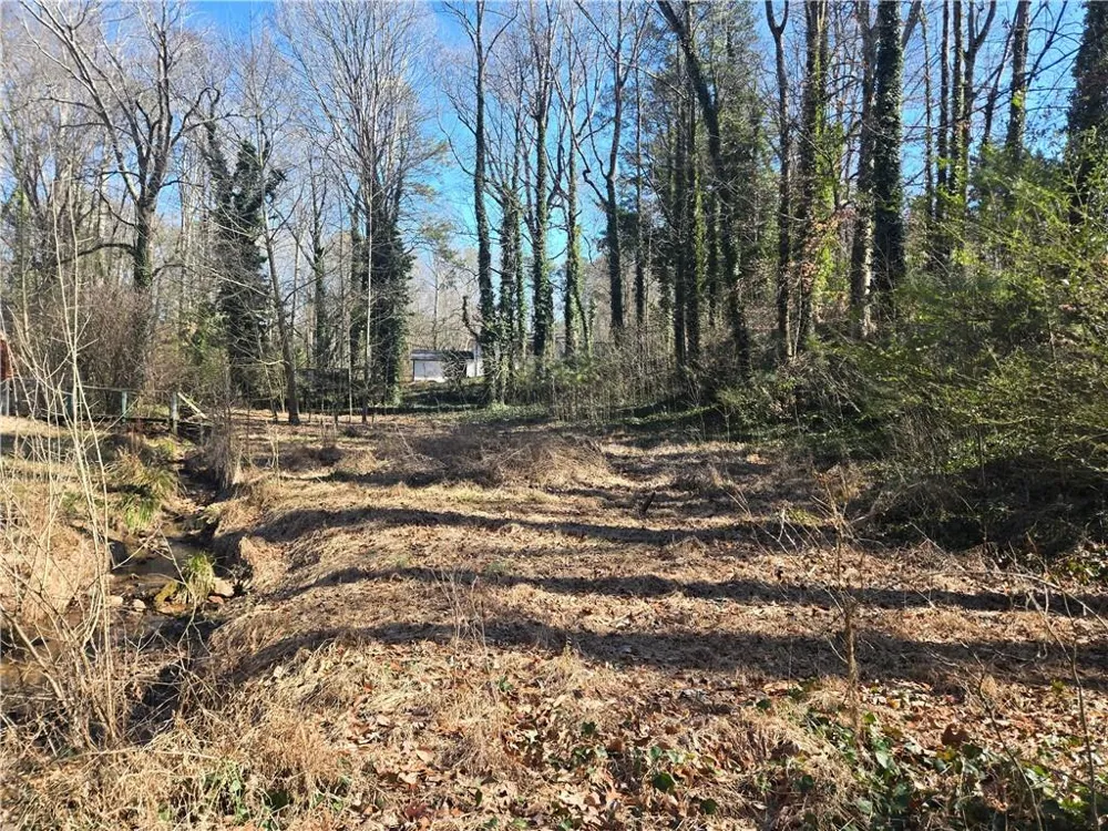 5674 Woodland Drive Acworth, GA 30102