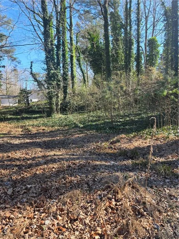5674 Woodland Drive Acworth, GA 30102