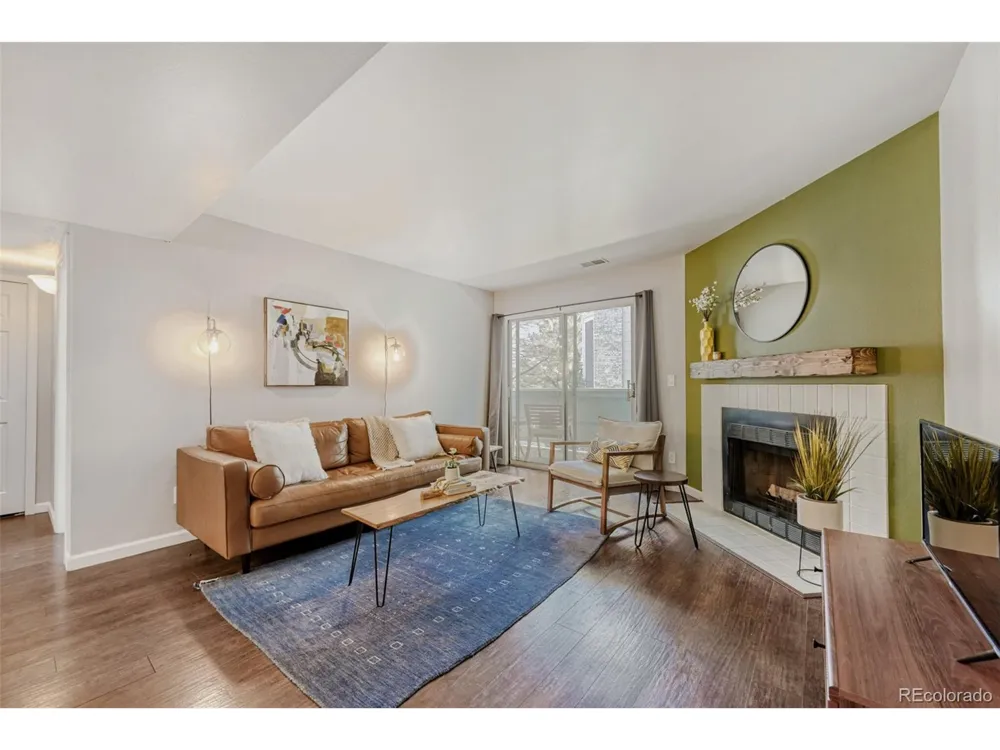 4682 White Rock Circle #10