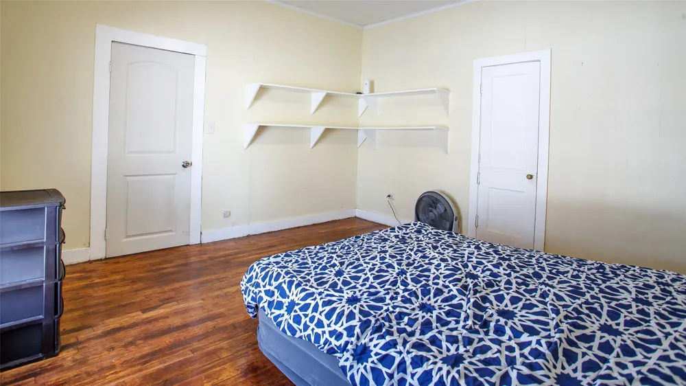 603 W Bloodworth Olney, TX 76374