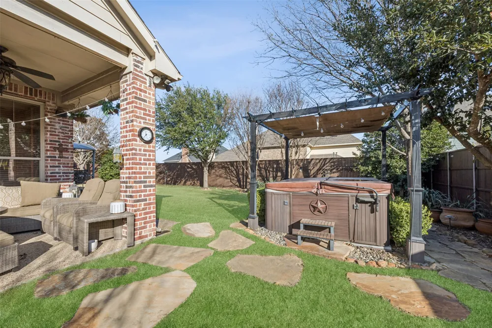 2260 Richmond Lane Allen, TX 75013