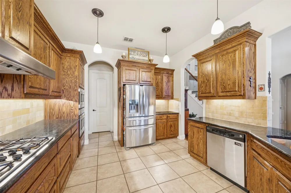 2260 Richmond Lane Allen, TX 75013