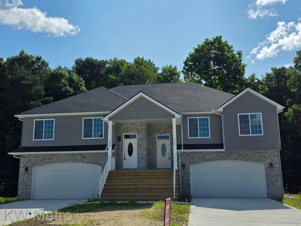 320 Whispering Pines Drive #21