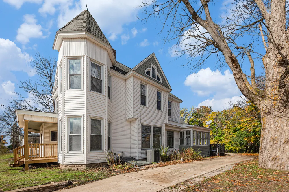 417 Maple Street Big Rapids City, MI 49307