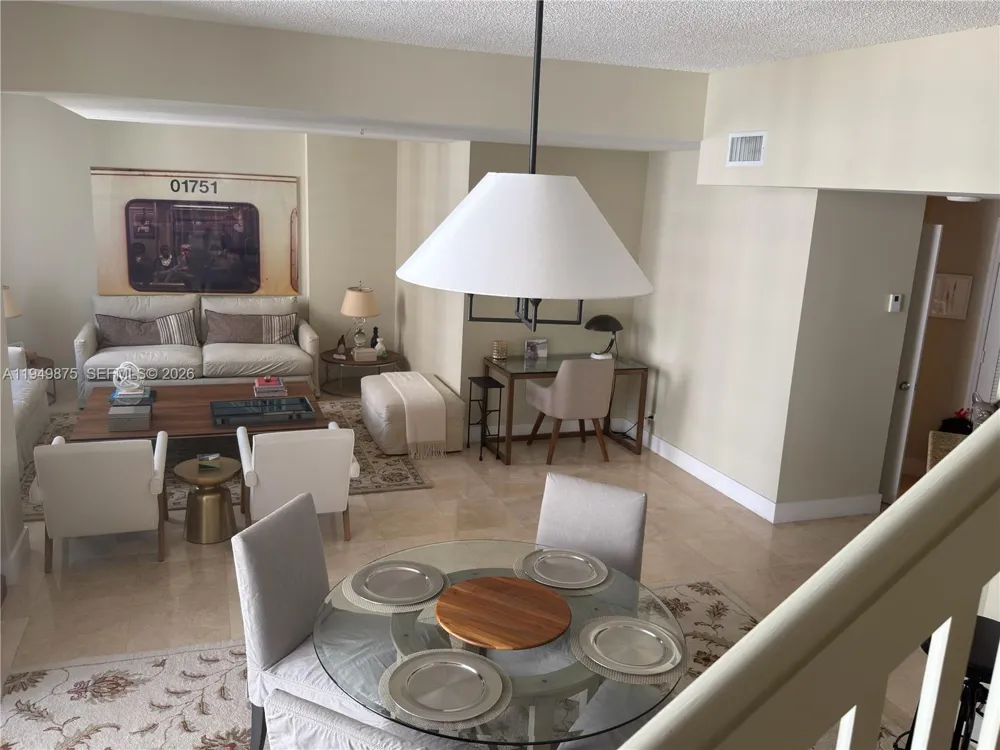 701 Brickell Key Blvd #PH-08 Miami, FL 33131