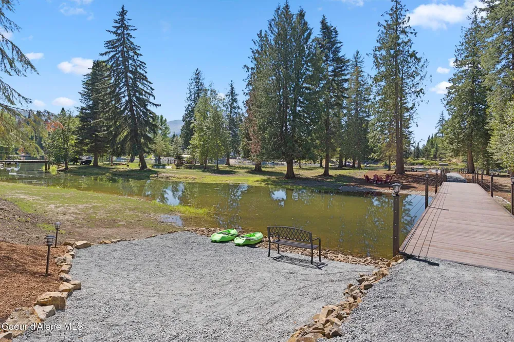 126 Rivers End Drive Priest River, ID 83856