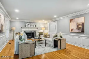 52 Dogwood Acres Drive Chapel Hill, NC 27516