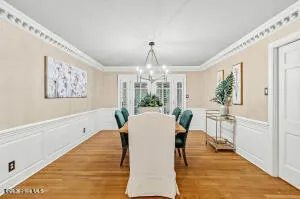 52 Dogwood Acres Drive Chapel Hill, NC 27516