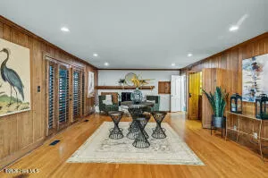 52 Dogwood Acres Drive Chapel Hill, NC 27516