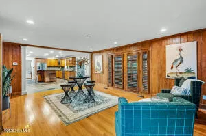 52 Dogwood Acres Drive Chapel Hill, NC 27516