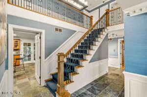 52 Dogwood Acres Drive Chapel Hill, NC 27516