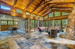 52 Dogwood Acres Drive Chapel Hill, NC 27516