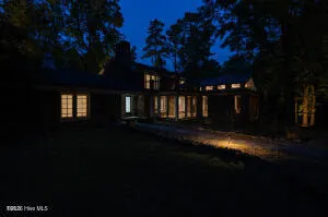 52 Dogwood Acres Drive Chapel Hill, NC 27516