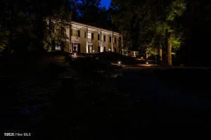 52 Dogwood Acres Drive Chapel Hill, NC 27516