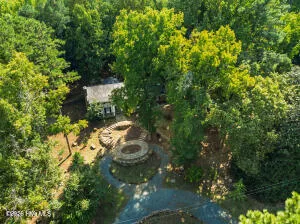 52 Dogwood Acres Drive Chapel Hill, NC 27516