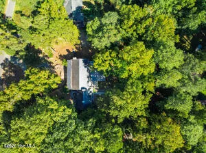 52 Dogwood Acres Drive Chapel Hill, NC 27516