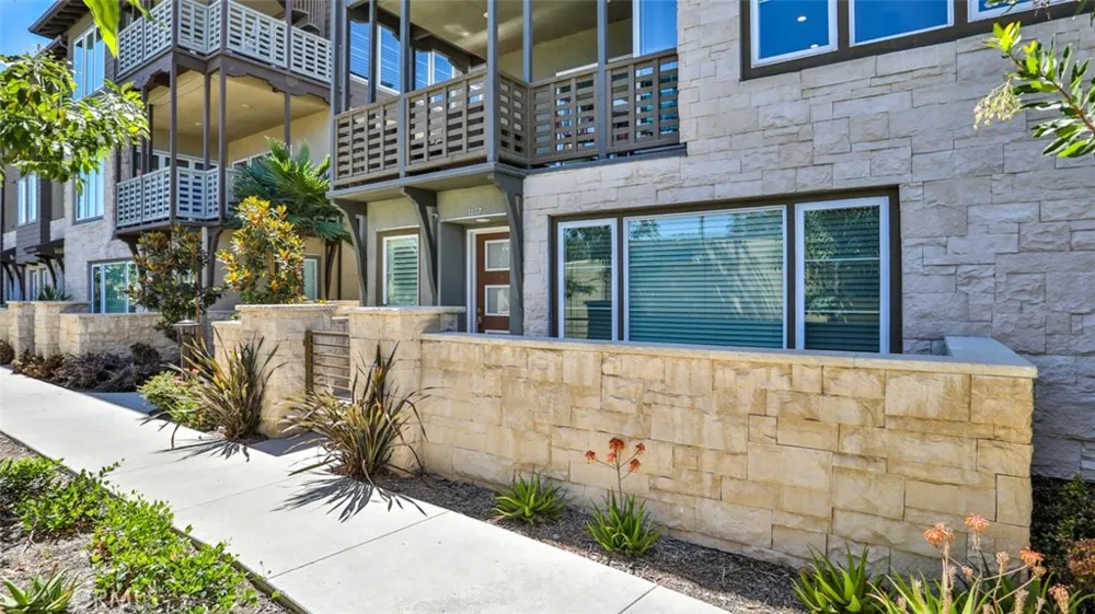 1207 Doheny Way Dana Point, CA 92629