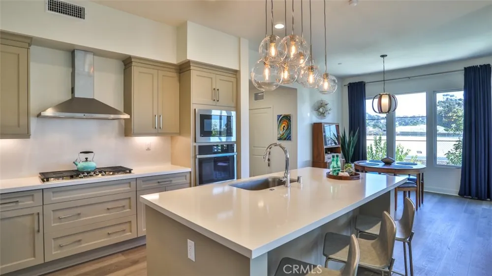 1207 Doheny Way Dana Point, CA 92629
