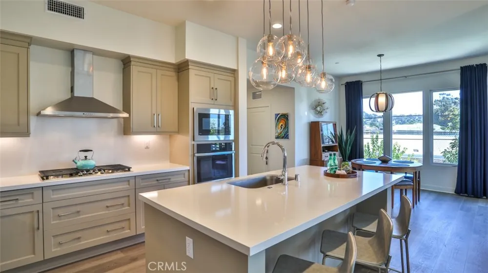 1207 Doheny Way Dana Point, CA 92629