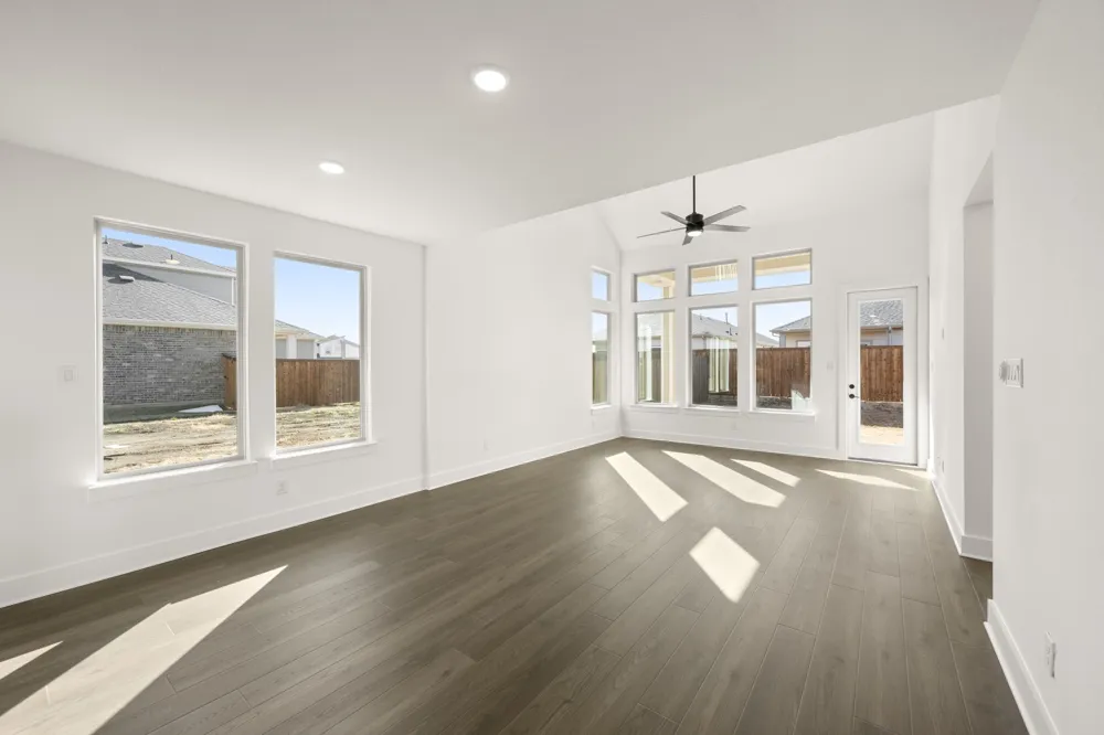 7409 Autumn Hill Drive Denton, TX 76249