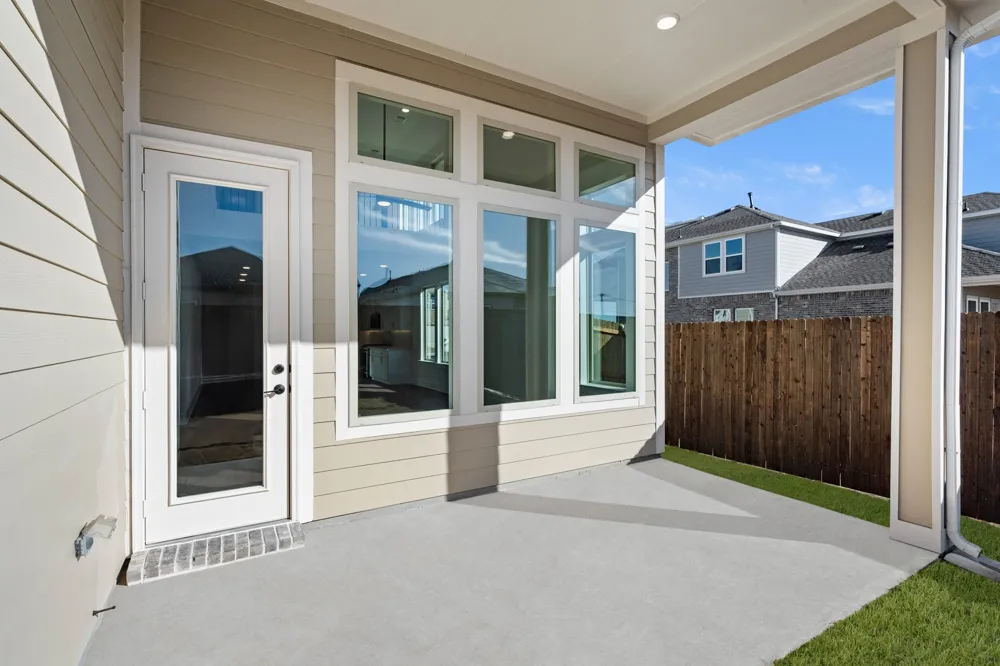 7409 Autumn Hill Drive Denton, TX 76249