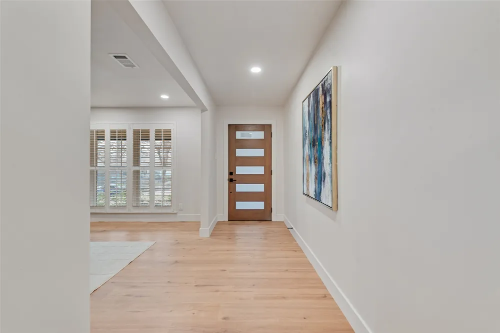 9726 Dartridge Drive Dallas, TX 75238