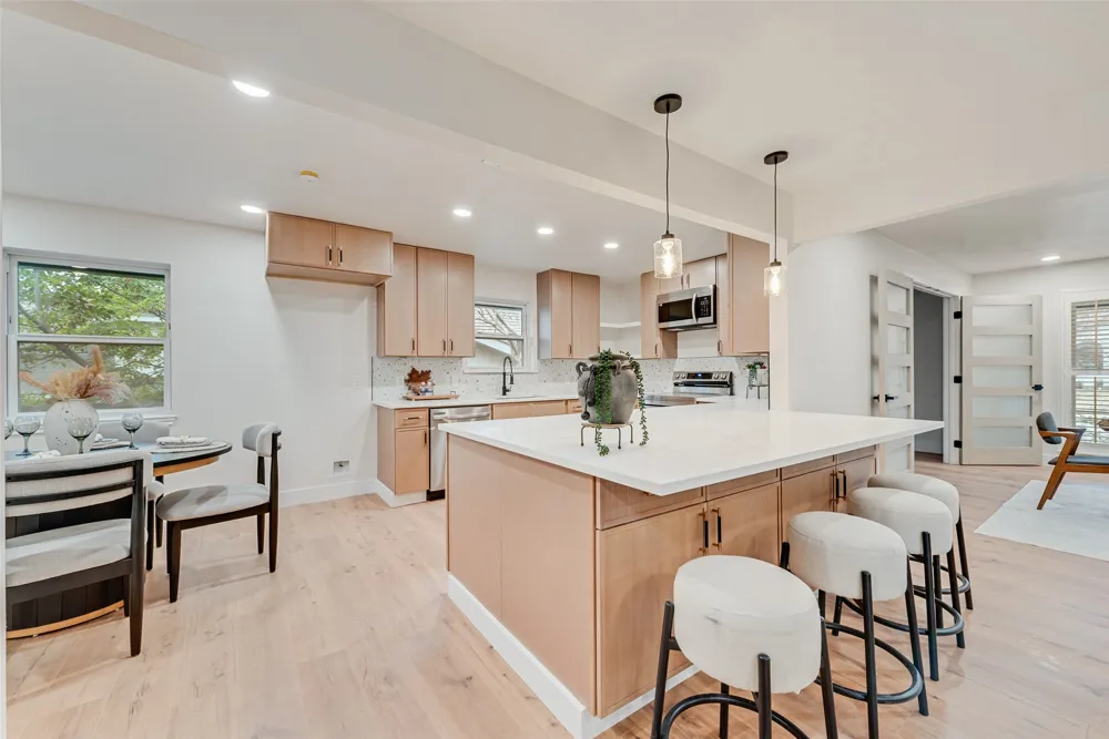 9726 Dartridge Drive Dallas, TX 75238