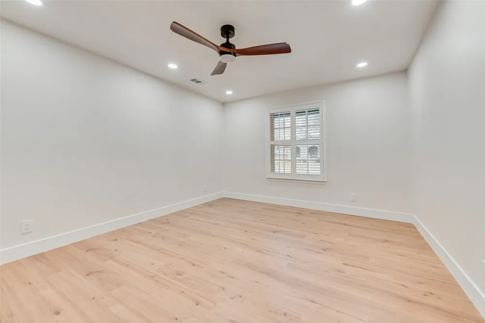 9726 Dartridge Drive Dallas, TX 75238