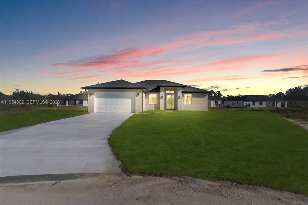 1930 Zombar Ct Lehigh Acres, FL 33972