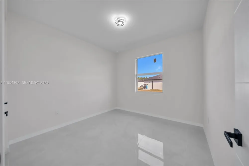 1930 Zombar Ct Lehigh Acres, FL 33972