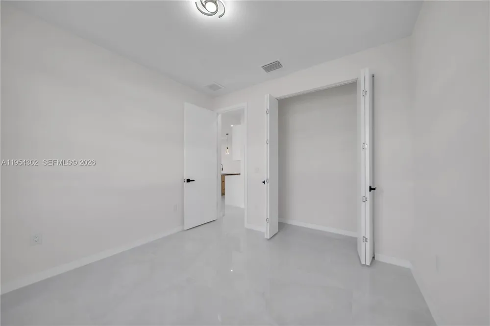 1930 Zombar Ct Lehigh Acres, FL 33972