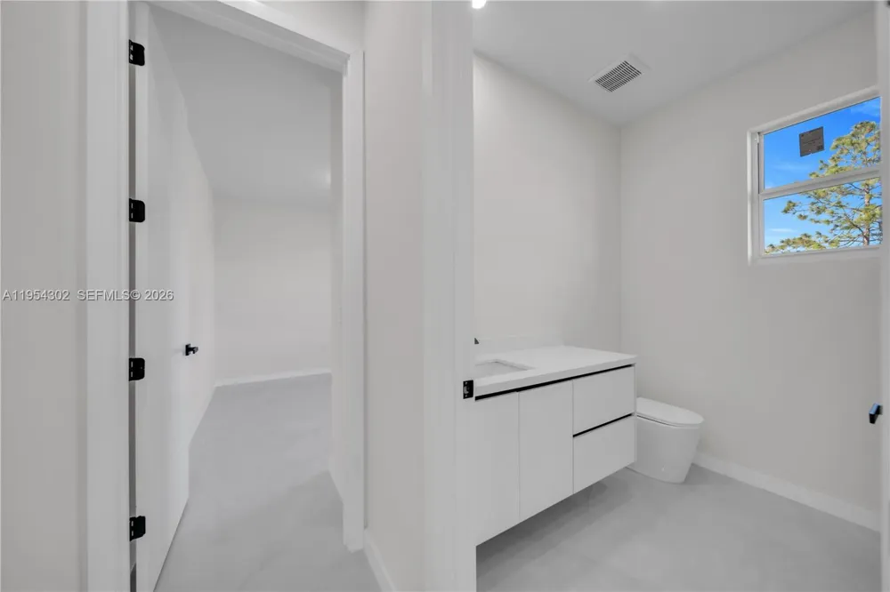 1930 Zombar Ct Lehigh Acres, FL 33972