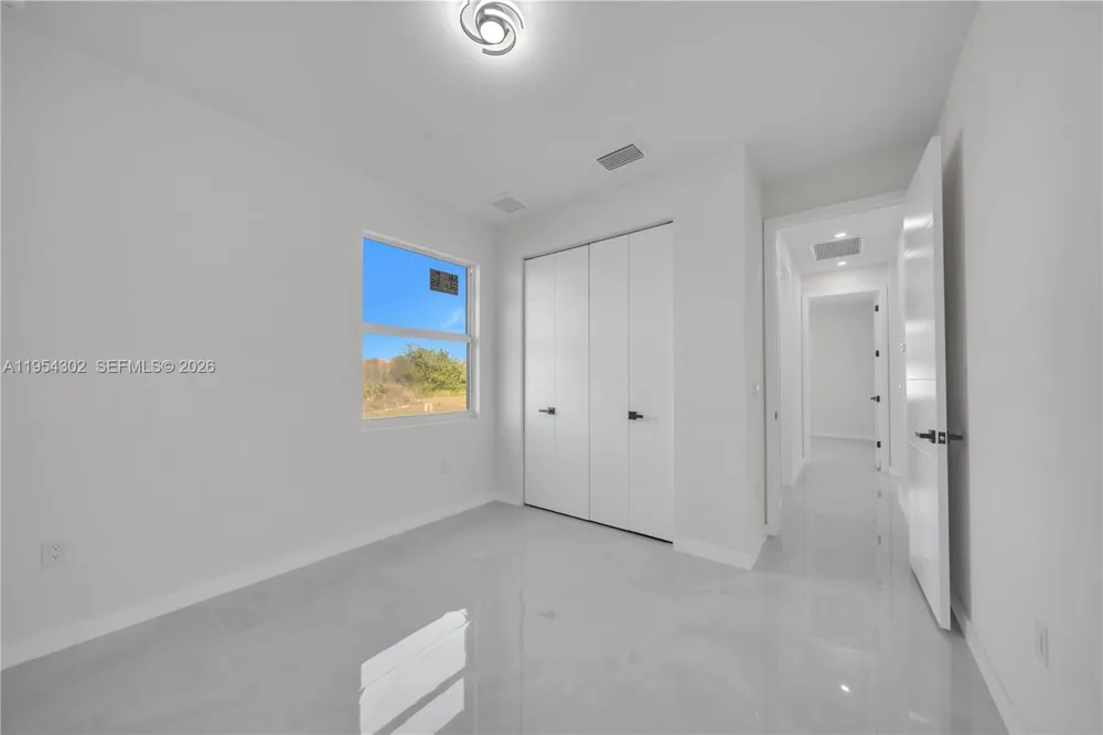 1930 Zombar Ct Lehigh Acres, FL 33972