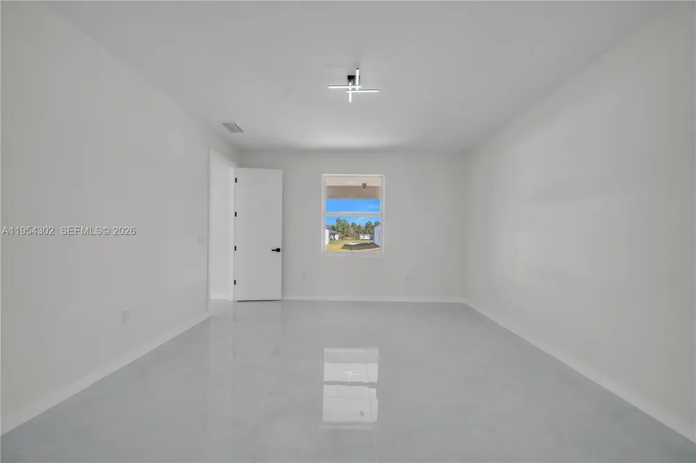 1930 Zombar Ct Lehigh Acres, FL 33972