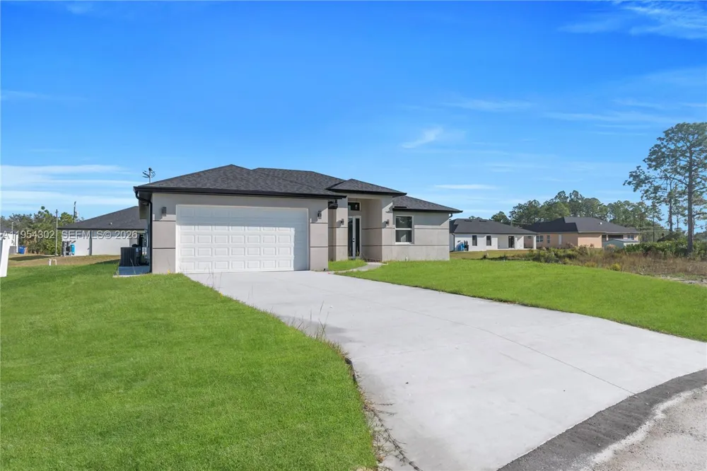 1930 Zombar Ct Lehigh Acres, FL 33972