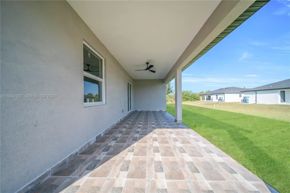 1930 Zombar Ct Lehigh Acres, FL 33972