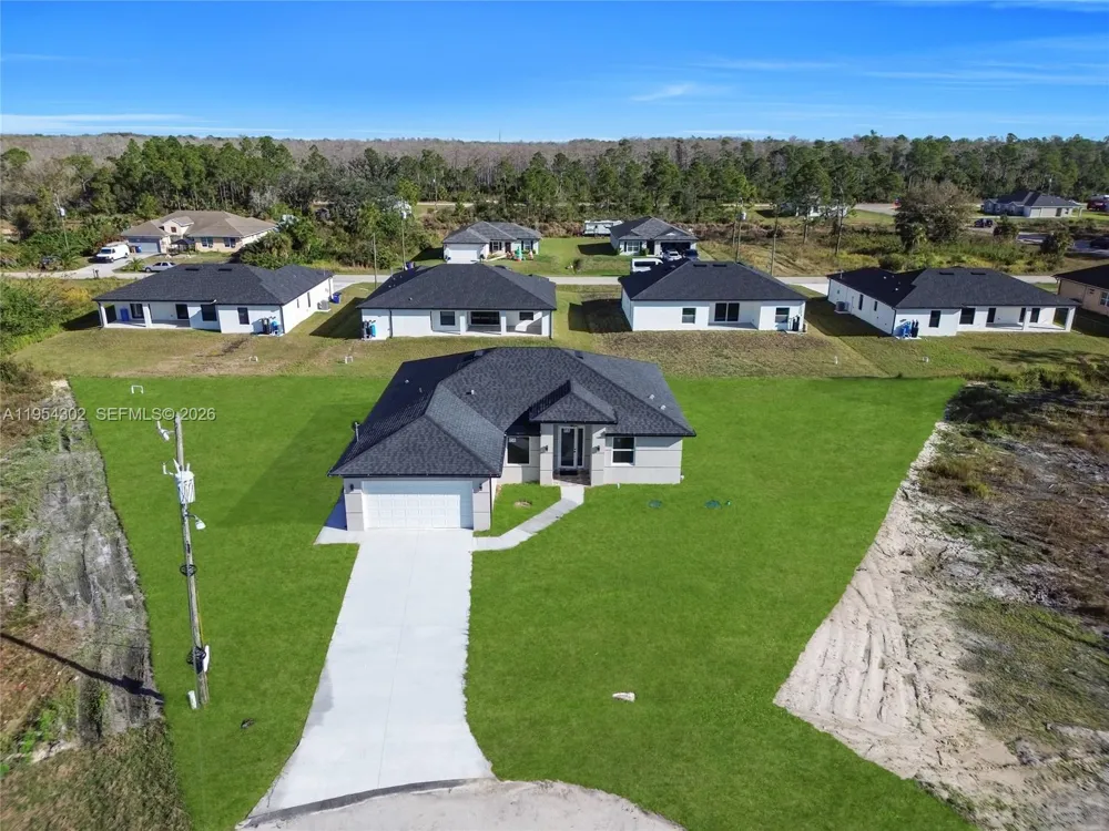 1930 Zombar Ct Lehigh Acres, FL 33972