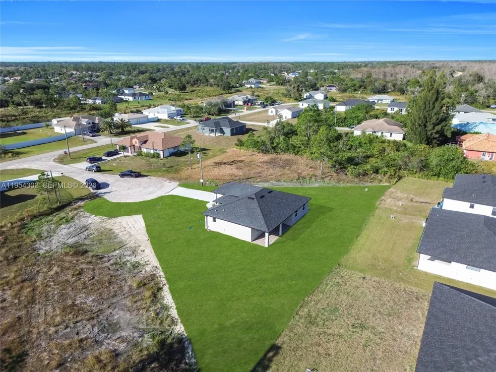 1930 Zombar Ct Lehigh Acres, FL 33972