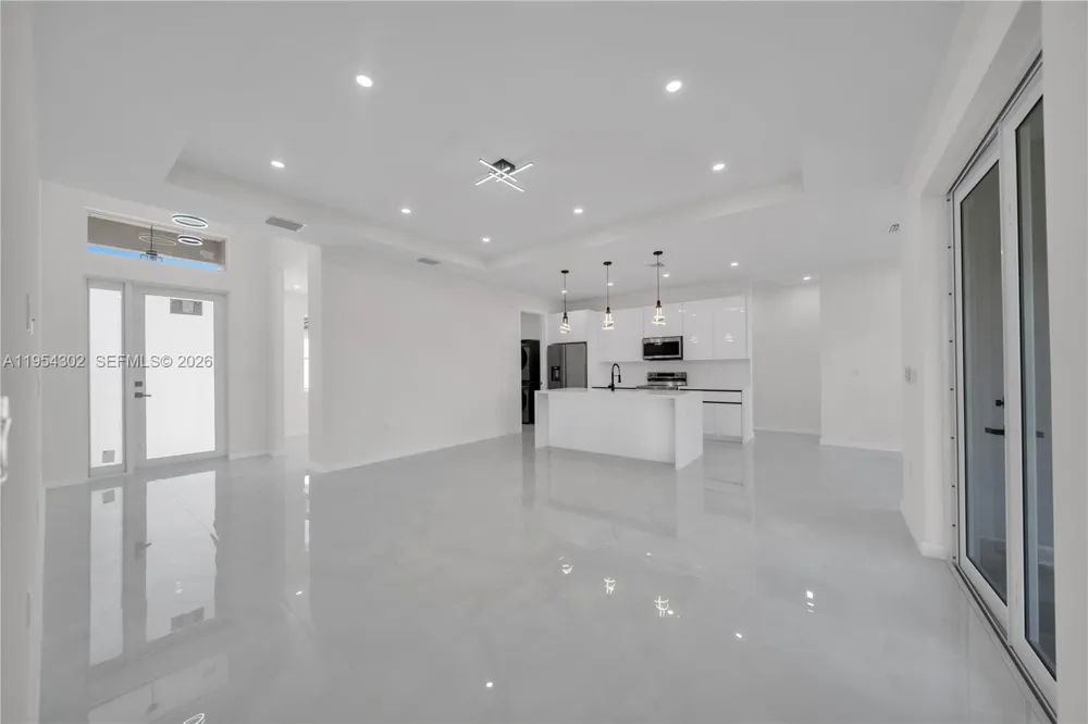 1930 Zombar Ct Lehigh Acres, FL 33972