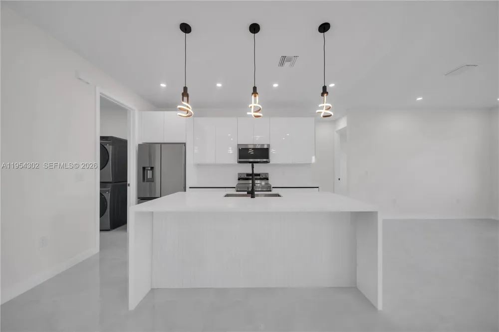 1930 Zombar Ct Lehigh Acres, FL 33972