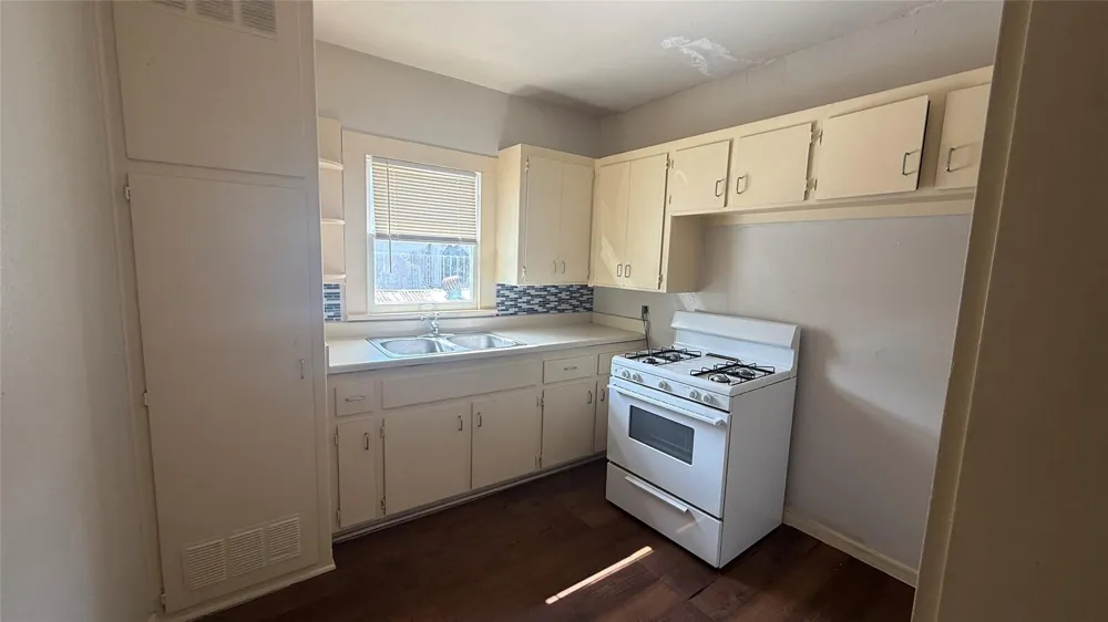 1624 Holman Street #14